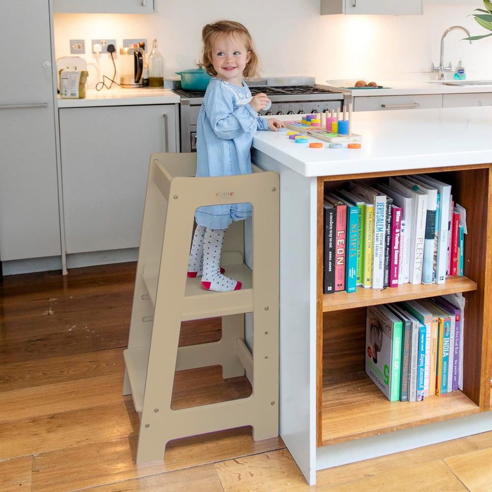 Nuestra torre Montessori para niños pequeños con escalón ajustable